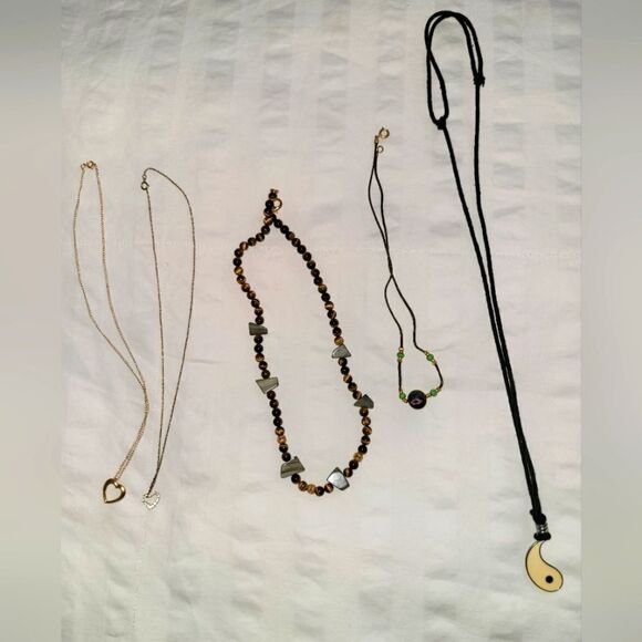 Necklace bundle  - Picture 1 of 10